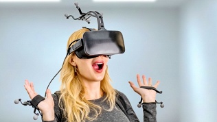 Игра в шлеме HTC Vive