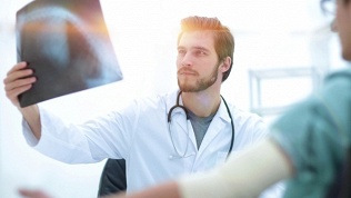 Консультация, диагностика в медицинском центре «Симметрия»