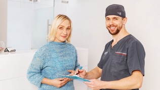 Консультация флеболога от клиники «Венозная эстетическая хирургия»