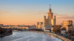Билет на музыкальный круиз «Вечерняя Москва» с живой музыкой от «Августина»