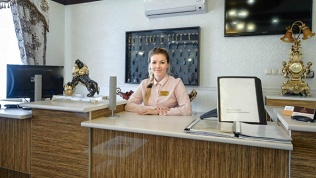Отель Gold