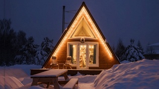 Отдых на берегу реки Нары в глэмпинге Papino Village