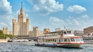 Билет на ланч-круиз по Москве-реке от судоходной компании «Речные линии»