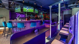 Всё меню и напитки в спортбаре FCK — Football*Cocktails & Kitchen