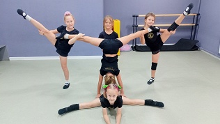 Занятия чирлидингом и акробатикой от тренера Марины Помаз