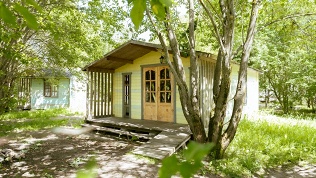 Отдых с проживанием в самом крупном арт-парке Европы «Никола-Ленивец»