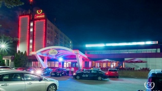 «Амакс Парк-отель»