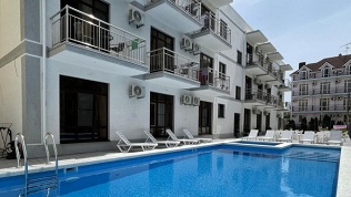 Отдых в Анапе с посещением бассейна в отеле White Hotel