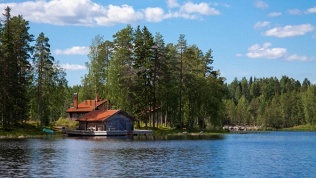 Отдых с рыбалкой на берегу озера Отолово в доме на базе отдыха «Стеклино»