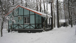 Лесной отель «Ежи»