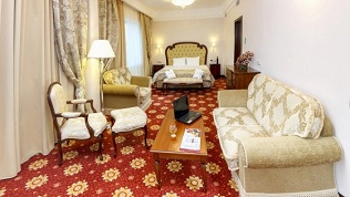 Отель Ring Premier 4*