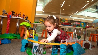 Посещение детской интерактивной игровой комнаты Trend Toys