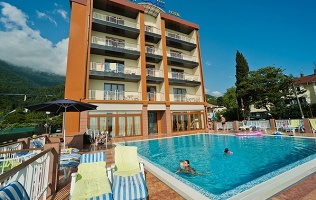 Alex Beach Hotel