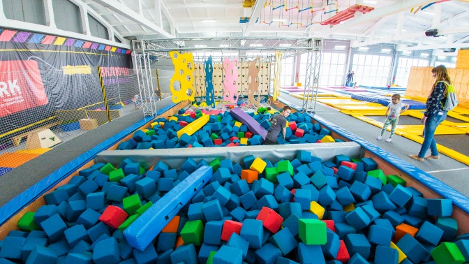 Flypark луганская ул 1 уфа фото Biglion :: Предложение :: 1, 2 часа или весь день посещения батутного центра Fly
