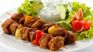 Шашлык из свинины, курицы