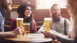 Всё меню и напитки в гастробаре «Брюгге»