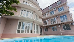 Отель «Лотос»