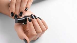 Маникюр и педикюр, наращивание ногтей от мастера Анны Чугуновой