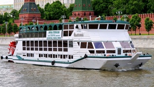 Прогулка на теплоходе