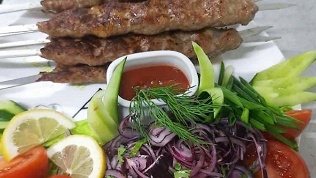 Всё меню в кафе «Встреча» за полцены