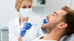 Гигиена полости рта, лечение кариеса в стоматологической клинике Dental