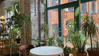 Всё меню кухни и напитки в кафе «Я люблю тебя» за полцены