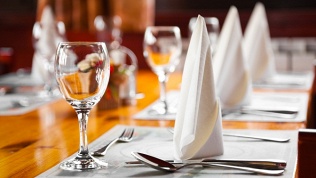 Всё меню и напитки в ресторане «Дискавери»