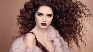 Стрижка, укладка или окрашивание от «Территории красоты Татьяны Карновой»