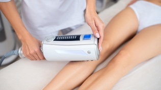 Роликовый массаж с термокомпрессией в салоне красоты Nail O`Сlock