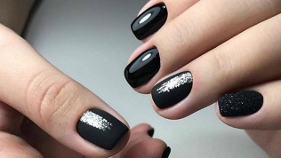 Маникюр и педикюр