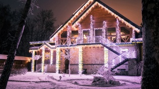 Отдых в сосновом бору в гостиничном комплексе «Славянская деревня»