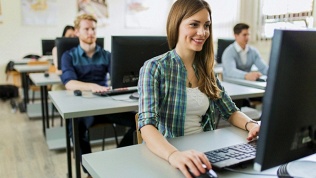 Занятия в клубе английского языка Friends’ Language Club