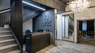 Проживание с завтраками в отеле «Лофт»