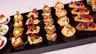 Фуршетные сеты от компании CertainShef