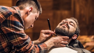 Мужская стрижка и моделирование бороды у мастера Плеханова Арсена