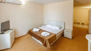 Отдых с посещением бассейна в отеле «Юрга»