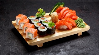 Служба доставки YesSushi
