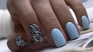 Маникюр с покрытием гель-лаком в салоне Zoe