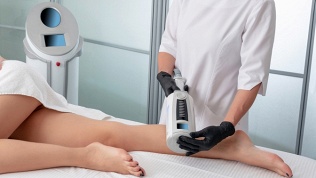 Сеансы роликового массажа с термокомпрессией в центре «Радужный источник»