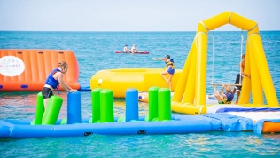 Посещение аквапарка в открытом море от сети аквапарков AquaMax
