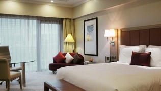 Проживание на берегу Черного моря в отеле «Сибирь Джемете»