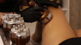 Процедуры по коррекции фигуры в студии «Deфигура»