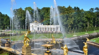 Экскурсия в Петергоф «Фонтаны и собор Петра и Павла» от компании Zont Tour