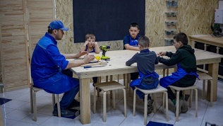 Абонемент на 4 или 8 занятий в столярной мастерской «Чердак»