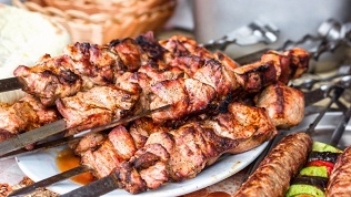 Шашлычное застолье