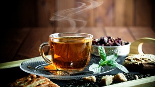 Чай и паровой коктейль