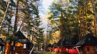 База «Красные купола»