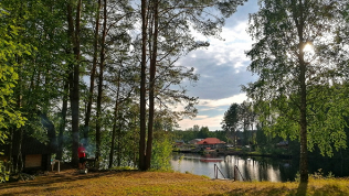 Отдых в Карелии на берегу реки в коттедже в гостевом комплексе «Сосны»