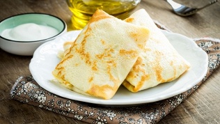 Всё меню и напитки в кафе «Просто блины» за полцены