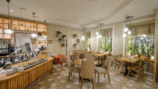 Блюда и напитки в бистро-пекарне «Бенье» за полцены